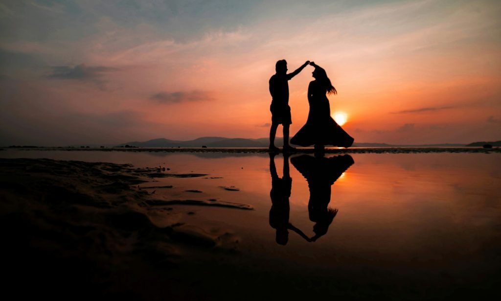 couple dancing