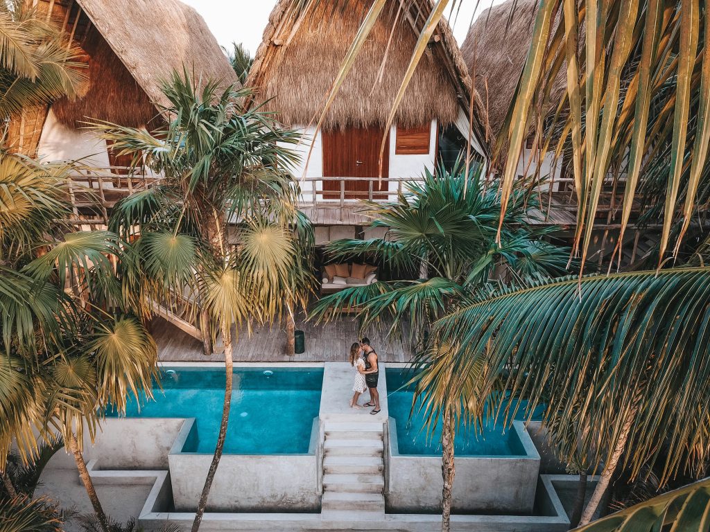 roberto-nickson-bd6WND-S-L8-unsplash honeymoon travel agent